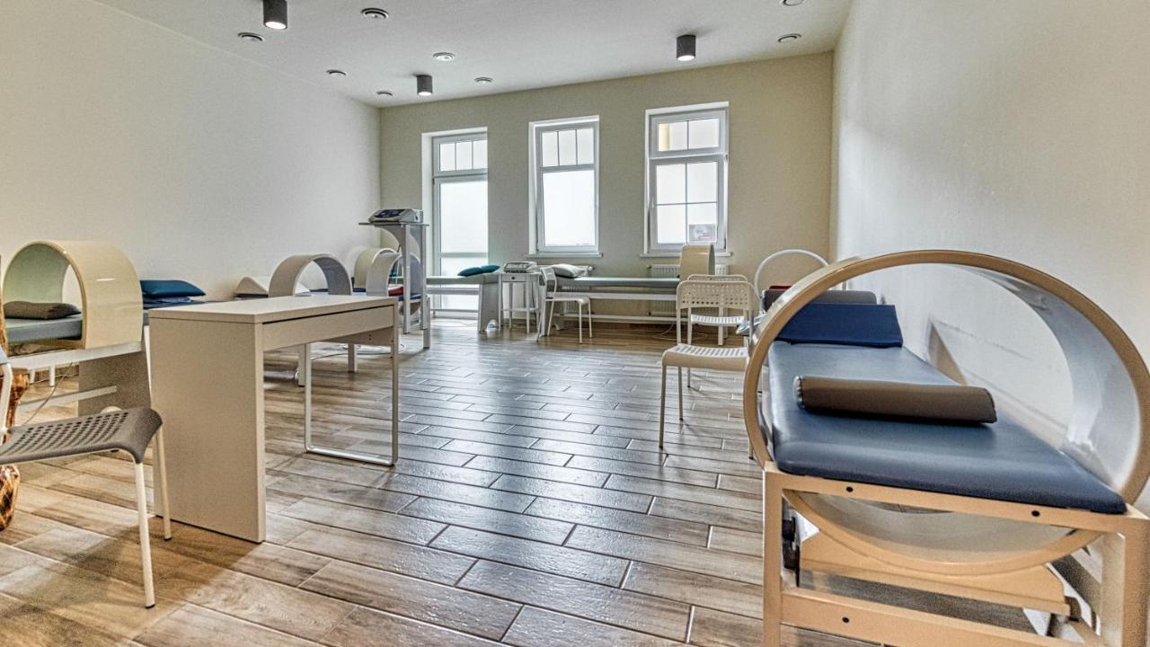 Sanatorium St. Lukas Hotel Swieradow-Zdroj Bagian luar foto
