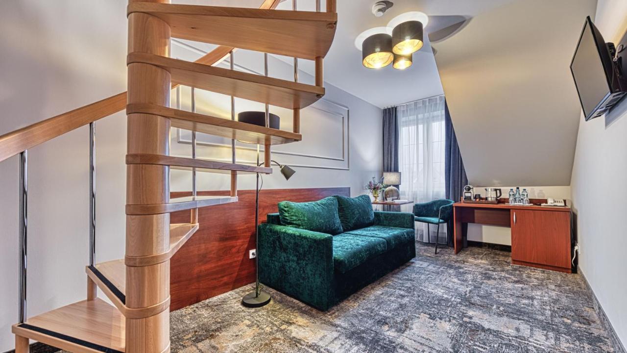 Sanatorium St. Lukas Hotel Swieradow-Zdroj Bagian luar foto