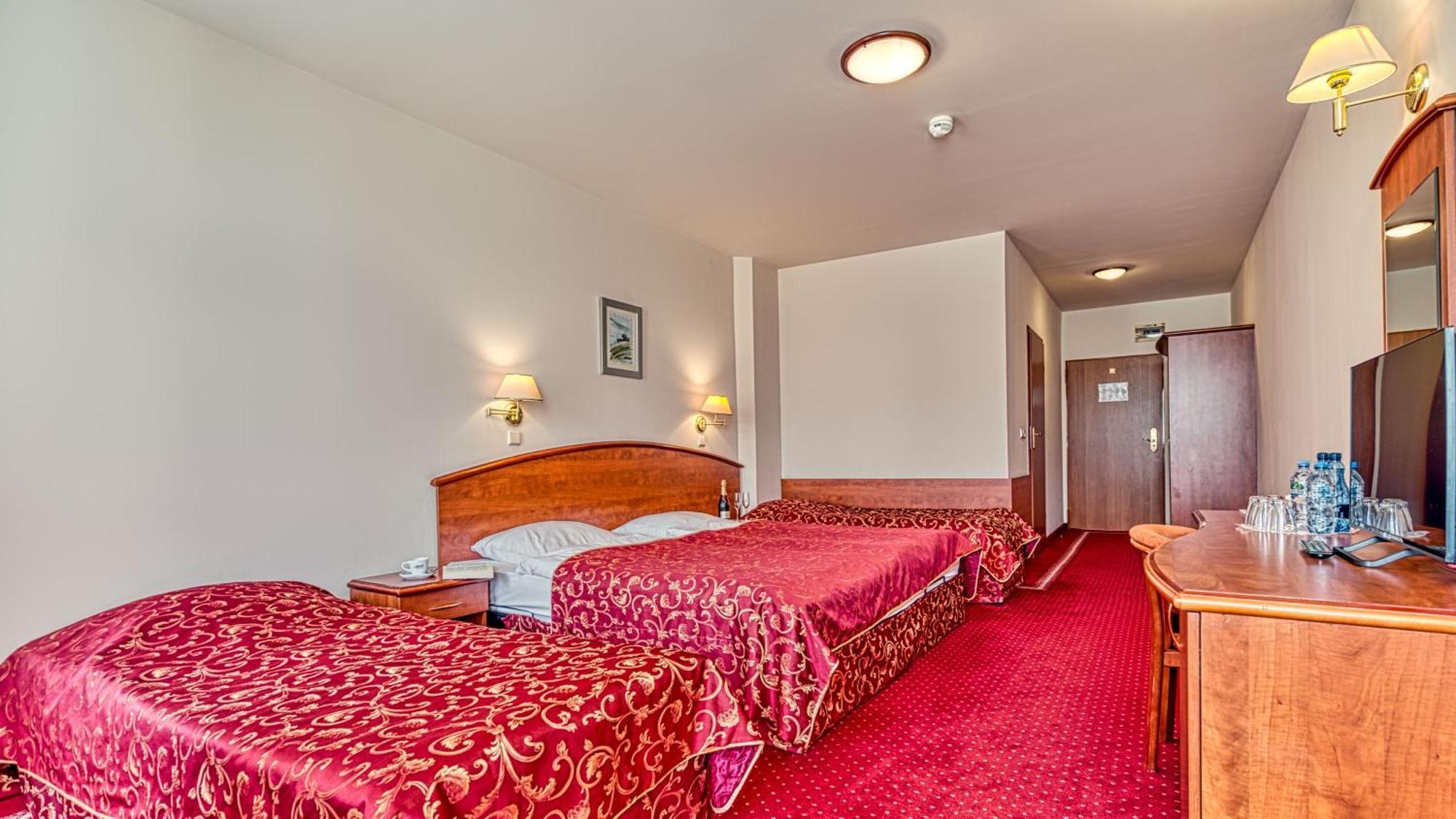 Sanatorium St. Lukas Hotel Swieradow-Zdroj Bagian luar foto