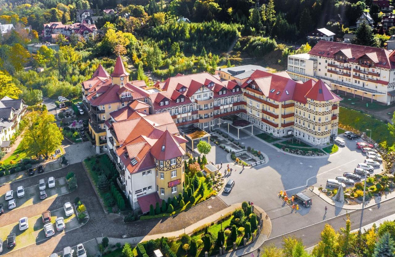Sanatorium St. Lukas Hotel Swieradow-Zdroj Bagian luar foto